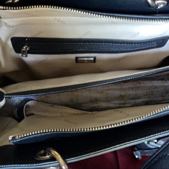 GUESS - Brand new Guess tote handbag in black. Multiple sections with pockets. - Picture 6 of 9